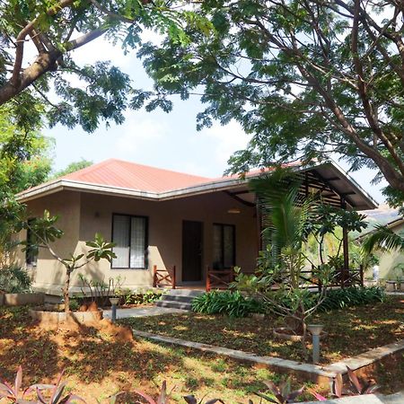 E&G Green Courts Resort At Koroli Hill Station 纳西克 外观 照片