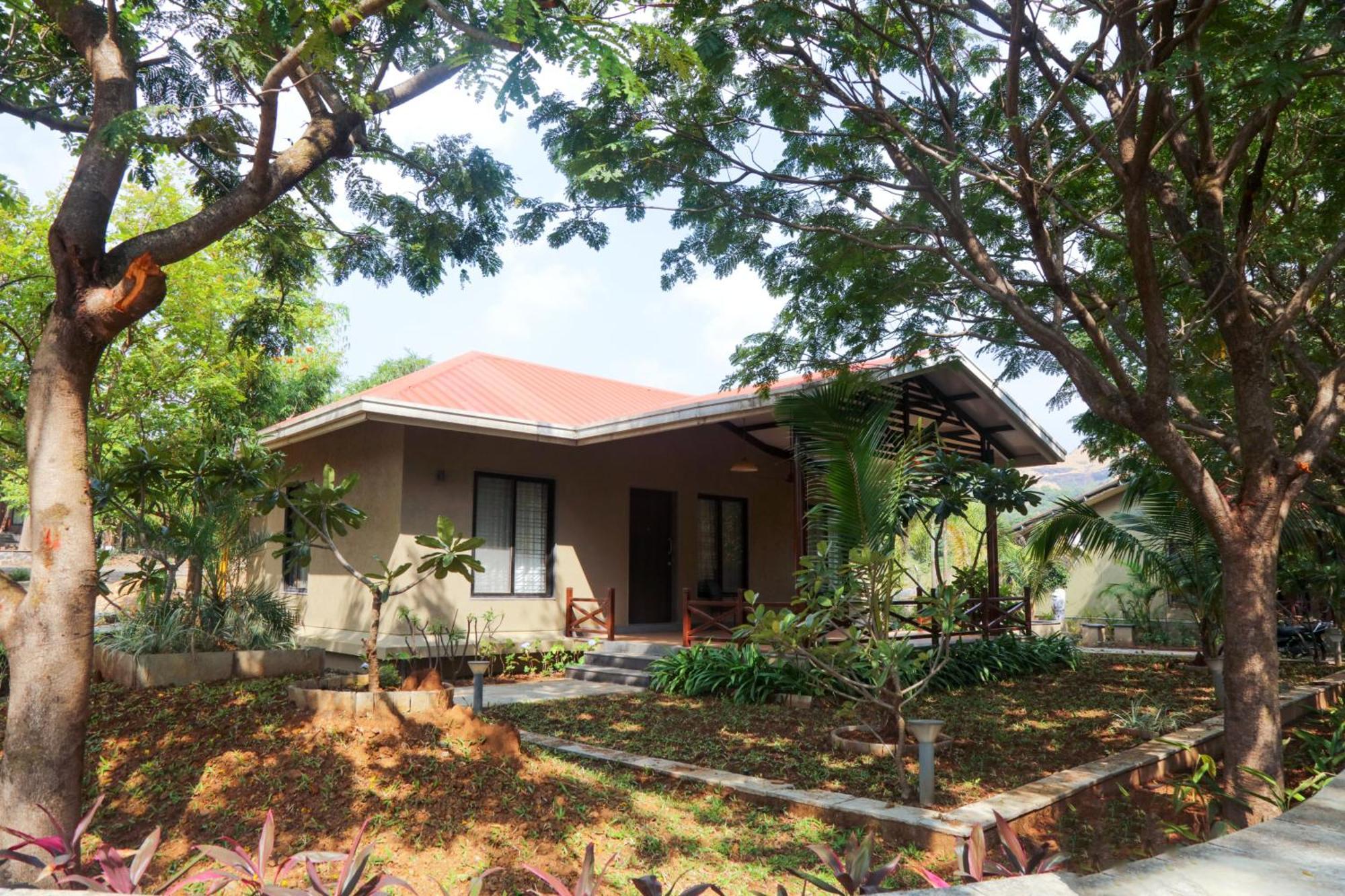E&G Green Courts Resort At Koroli Hill Station 纳西克 外观 照片
