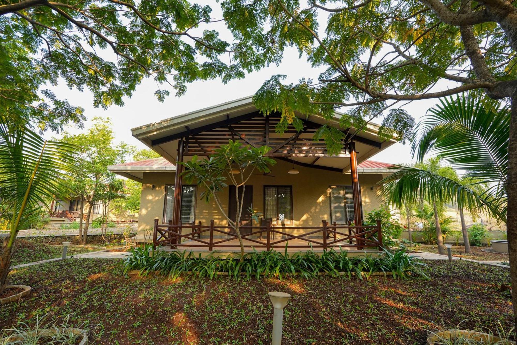 E&G Green Courts Resort At Koroli Hill Station 纳西克 外观 照片